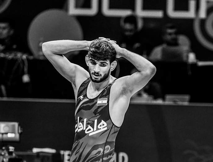 انتظار به حق جامعه کشتی از علیرضا دبیر؛ پیگیر وضعیت قهرمانان بازداشت‌شده باش!