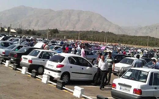 قیمت روز خودرو؛ فرمان بازار خودرو به سمت کاهش قیمت چرخید؟