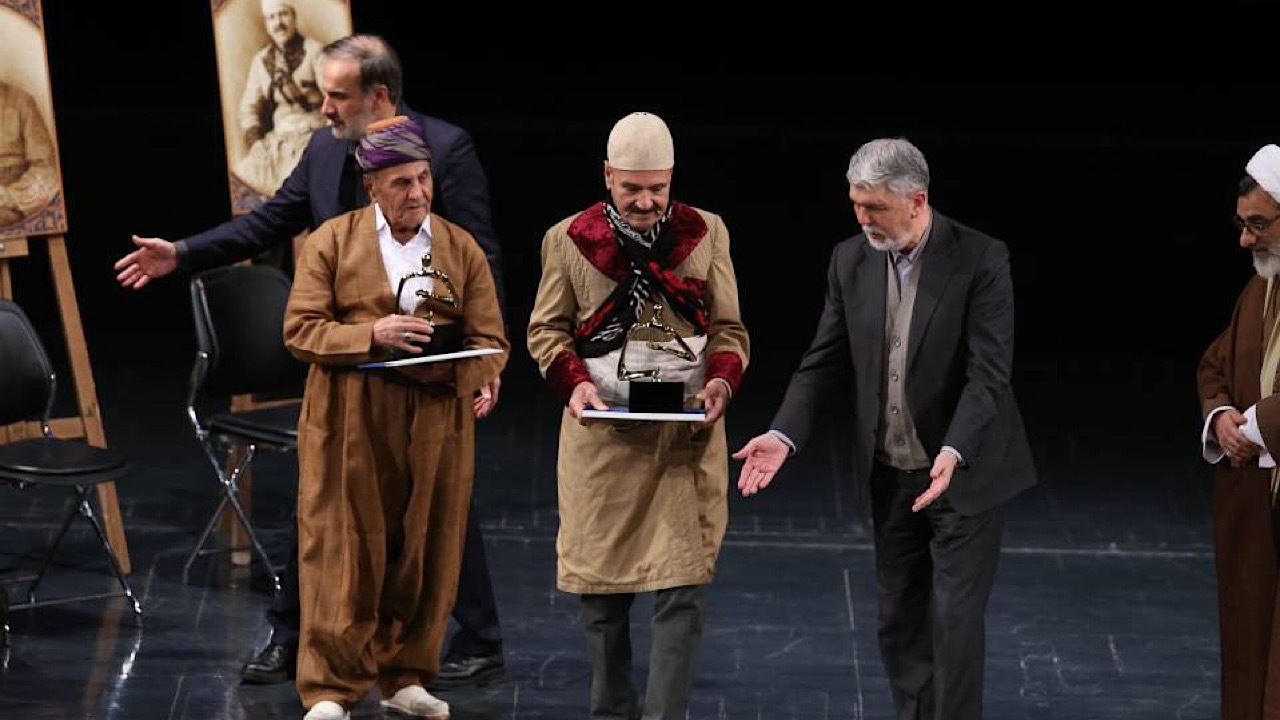 زنگ پایان چهل و یکمین جشنواره موسیقی فجر به صدا درآمد/ جایزه باربد برگزیدگان خود را شناخت