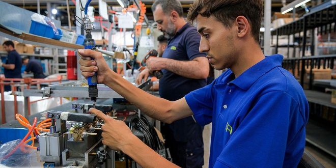 گلایه تولیدکنندگان از کندی تخصیص ارز و تسهیلات حمایتی - سایت خبری تحلیلی کسب و کار