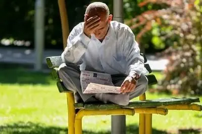 علت کاهش حقوق بازنشستگان در بهمن ماه چیست؟ | کاهش حقوق بازنشستگان از این ماه تایید شد