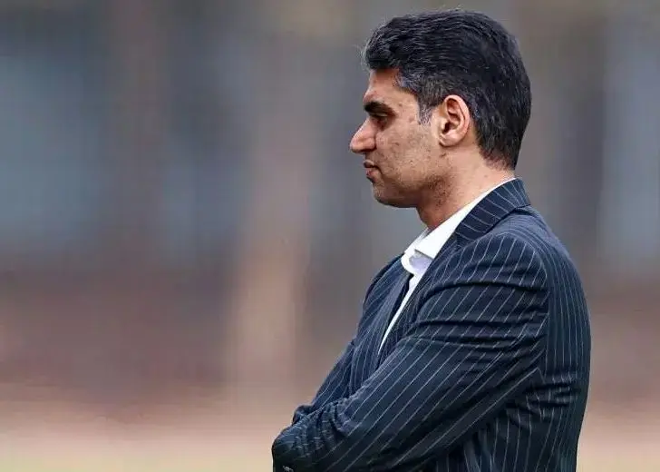 تصویر؛ عصبانیت حدادی بعد از باخت عجیب پرسپولیس به گل‌گهر