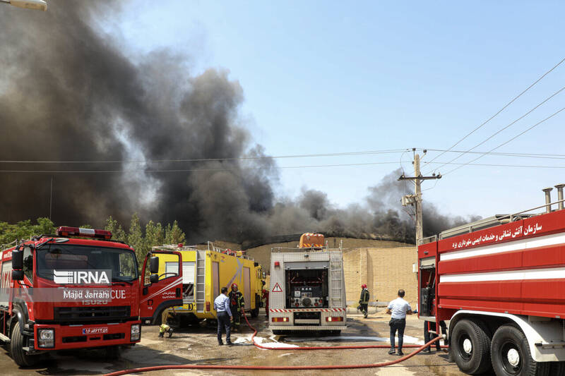 آتش‌سوزی در شهرک صنعتی آبادان خاموش شد