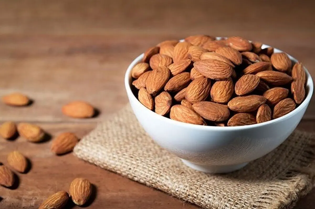 بادام چگونه به سلامت مغز، قلب و روده کمک می‌کند؟