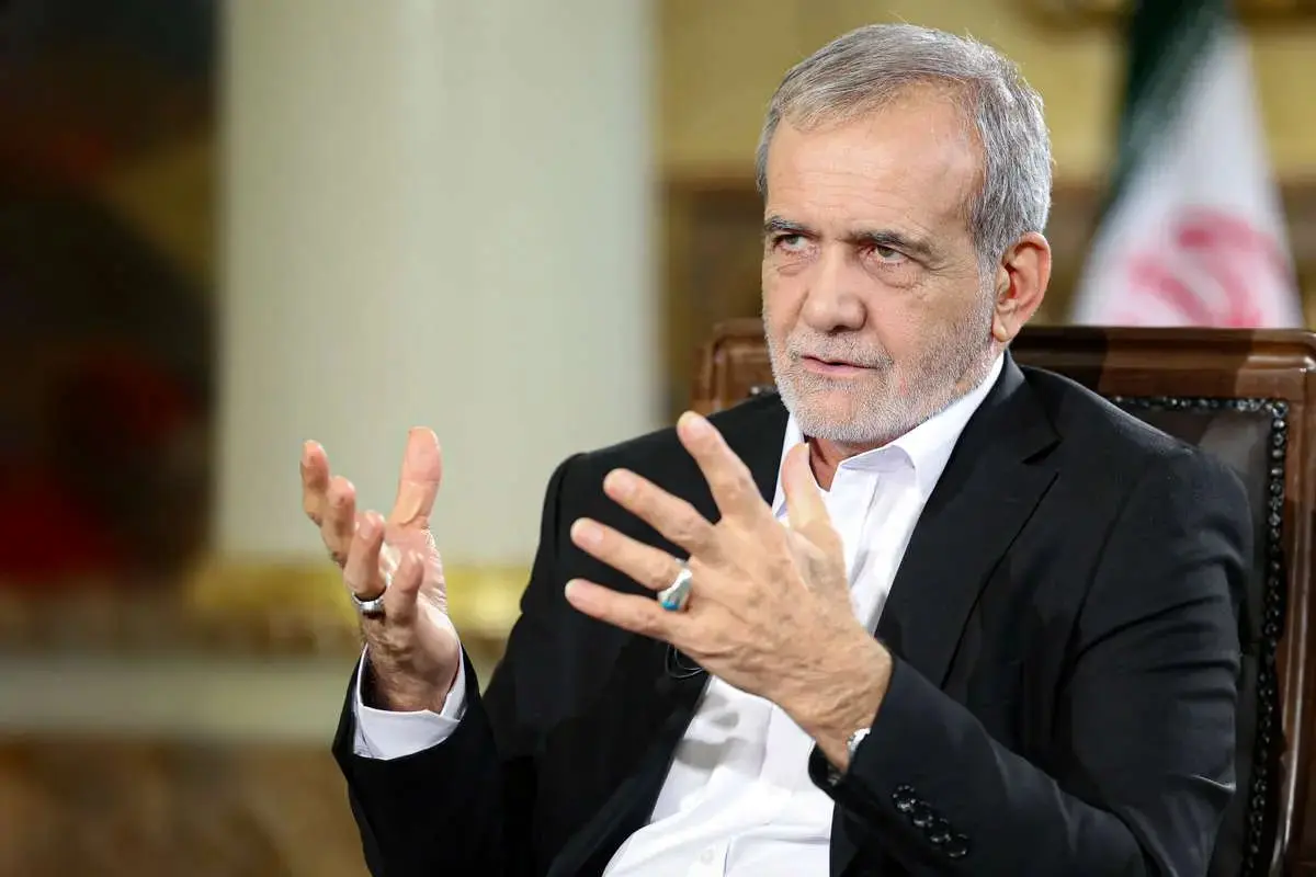 کنایه پزشکیان به نمایندگان مجلس؛ «هنوز یک عده دارند غلط‌هایی می‌کنند»