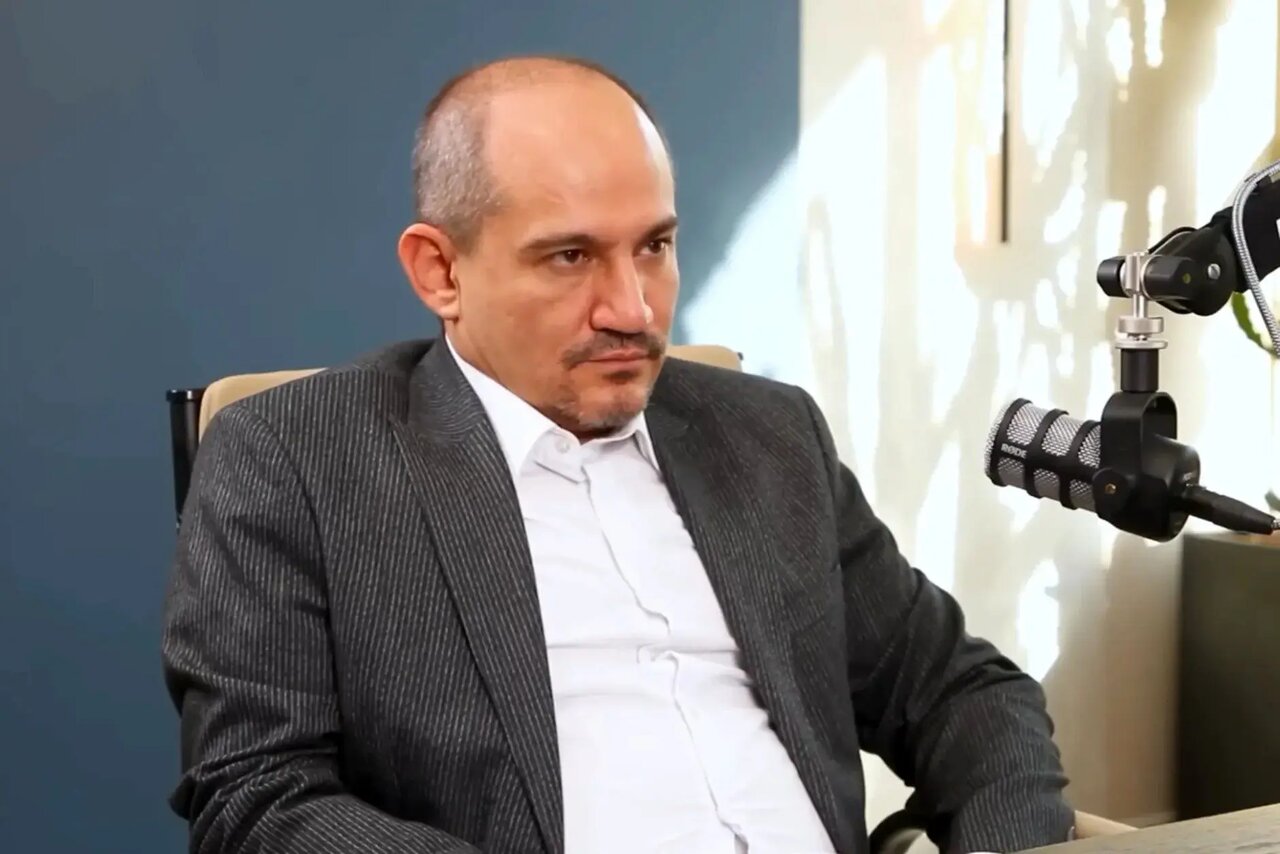 ببینید |  استاد دانشگاه تهران: احتمال دارد که ایران غنی‌سازی نمادین را بپذیرد