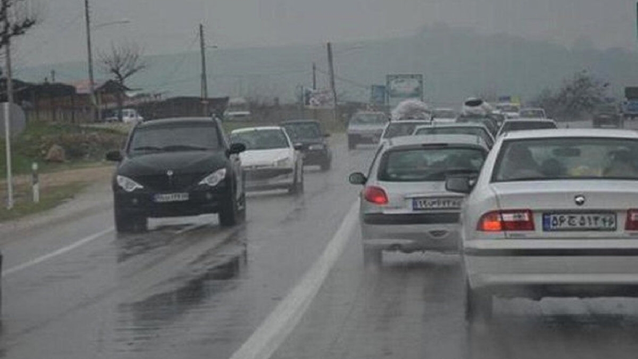 جاده هراز دو طرفه شد