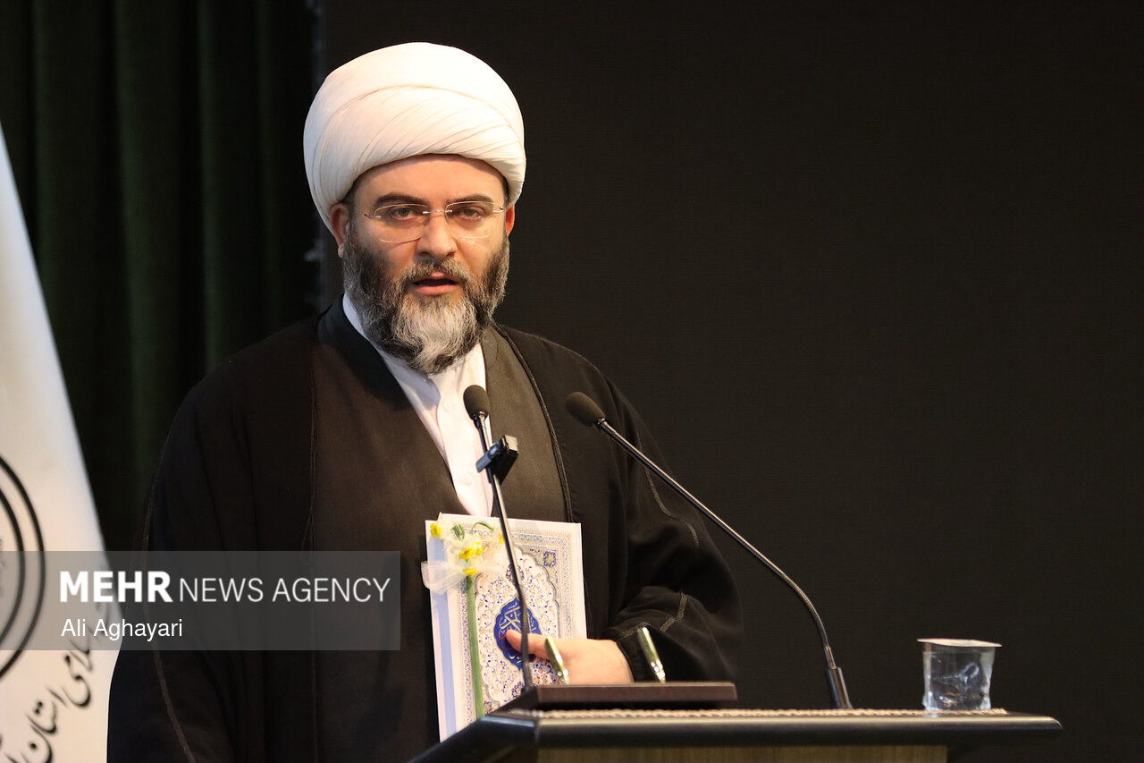 حجت الاسلام قمی: بحران جمعیت و تبعات آن از نبرد نظامی هم سهمگین‌تر است