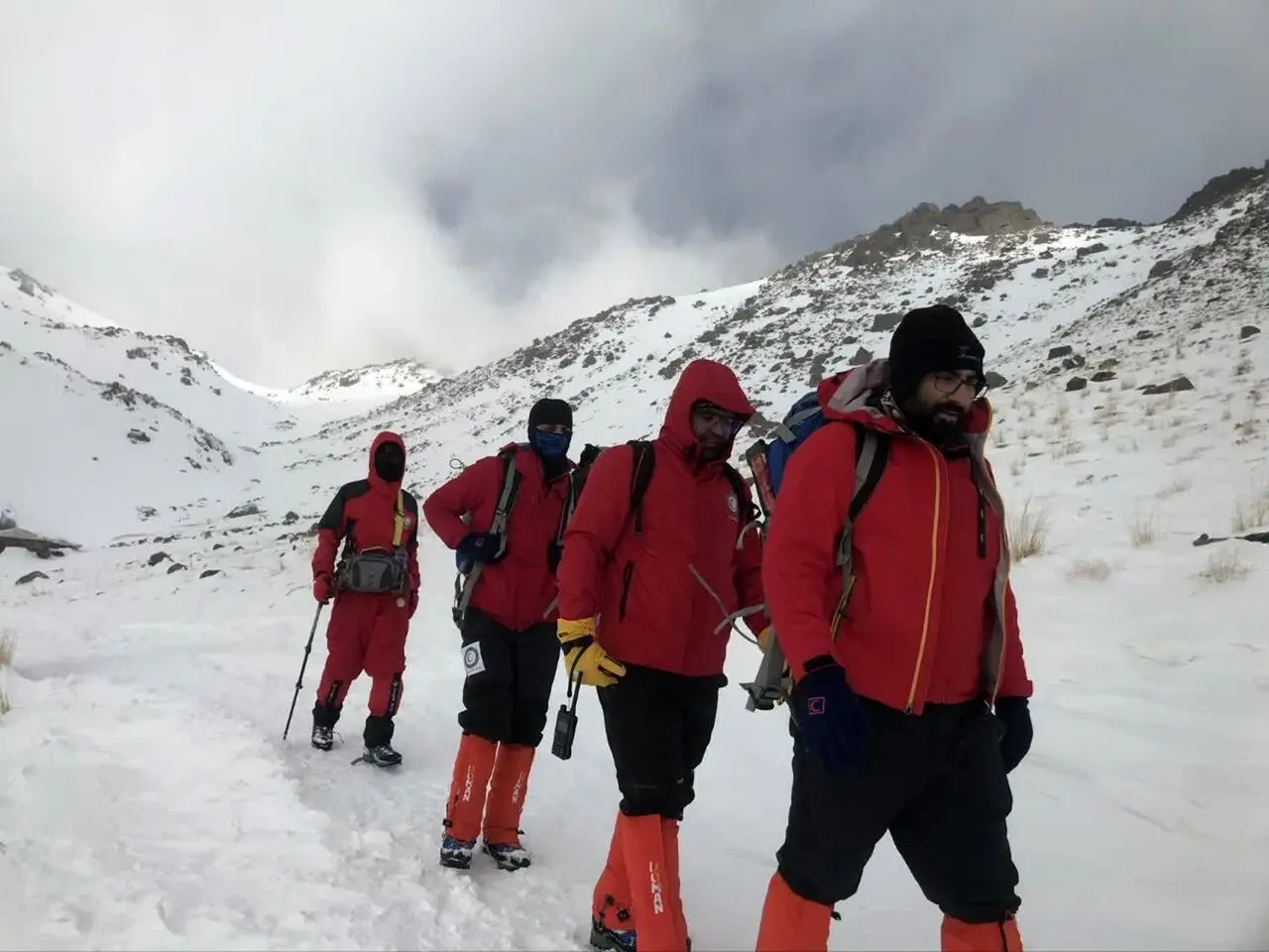 نجات معلمان قره‌بولاغ ؛  پایان سه ساعت دلهره در برف و یخ