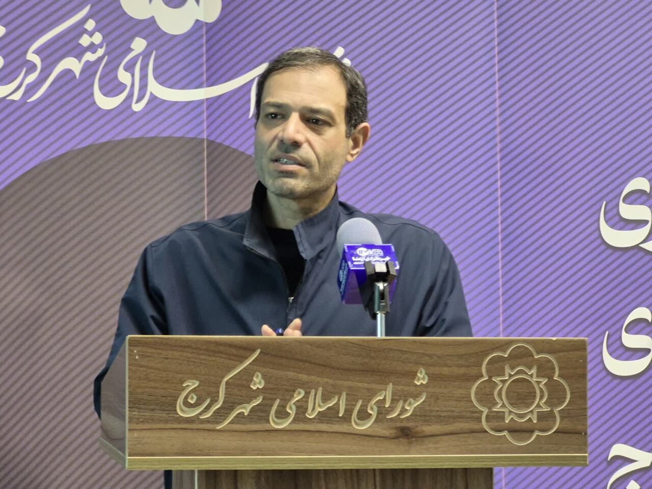 تأکید سخنگوی شورای شهر کرج بر شفافیت و قانون‌مداری مصوبات شورا