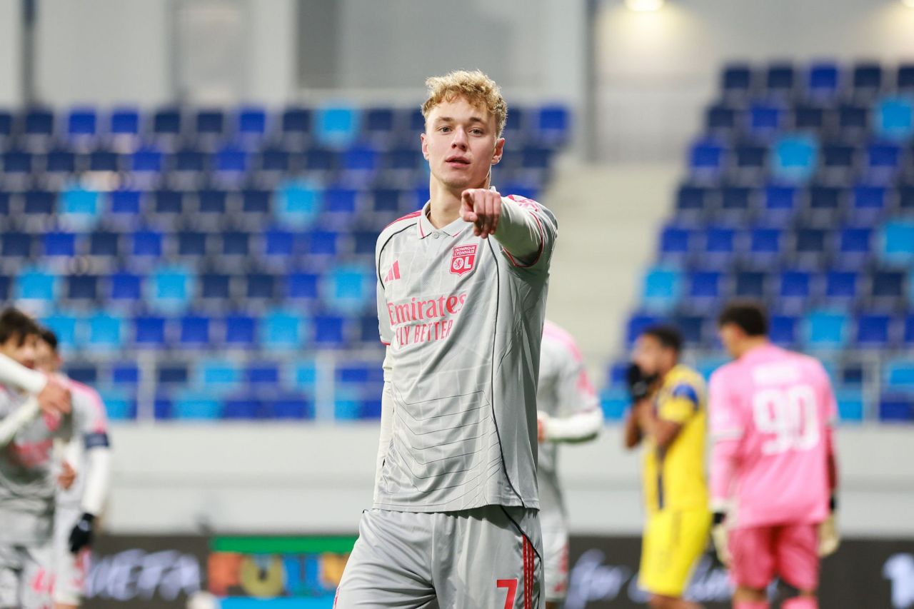 جدول لیگ اروپا تا پایان هفته پنجم؛ آتش‌بازی در صربستان، لیون را به صدر رساند