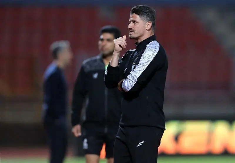 واکنش وریا غفوری به مصاحبه ساپینتو و ادعای نداشتن مدرک