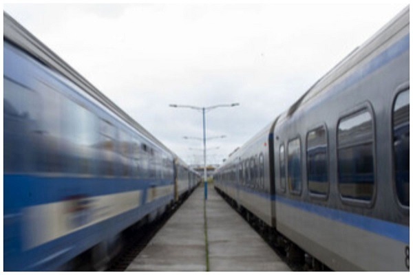 گرانی به بهانه «ملحفه و آب معدنی»! / قطار هم به لیست کالاهای لوکس اضافه شد