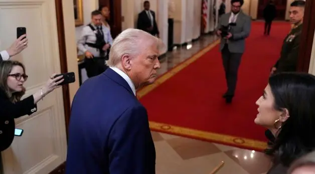 پشت‌پرده پنهانکاری‌های این مرد چیست؟