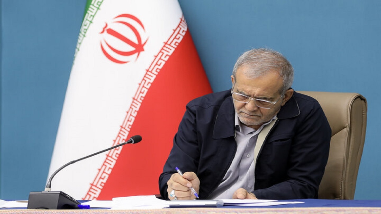 پزشکیان: خداوند قلوب ما مسلمانان را به هم نزدیک‌تر کند