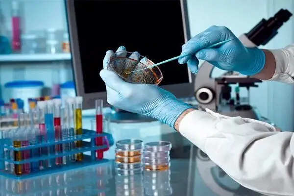 ارجاع پرونده نوزاد پیدا شده در خاوران به پزشکی قانونی